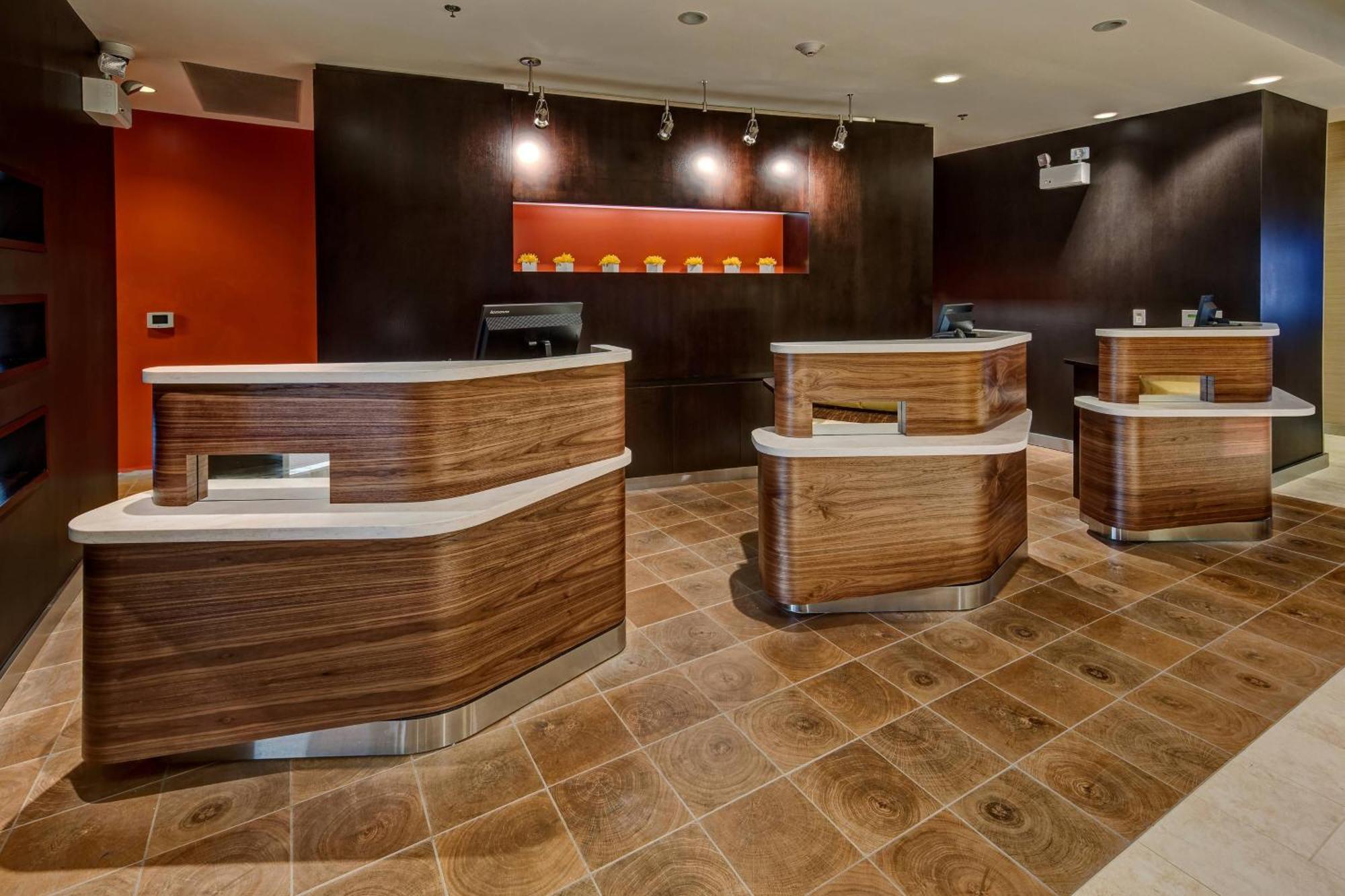 Hotel Courtyard By Marriott Westbury Long Island Exterior foto
